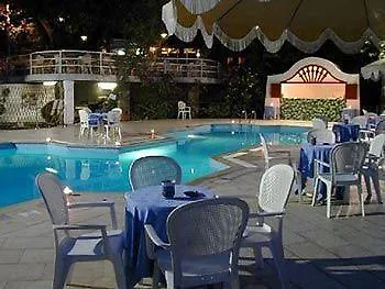 Гостевой дом La Neffola 3*