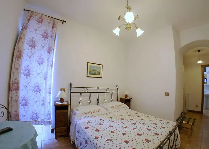 La Neffola Guest house